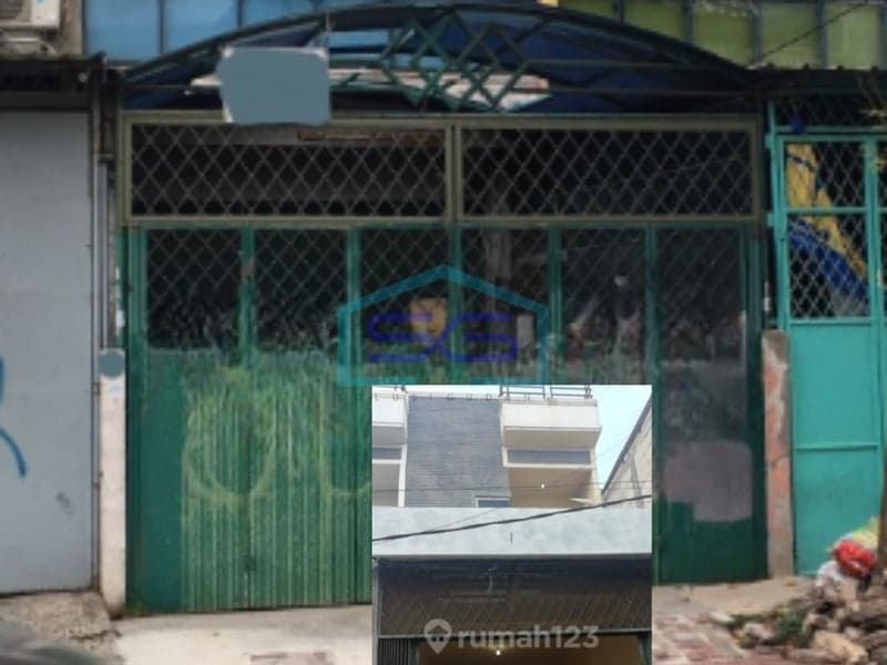 快速出售：Cengkareng 2.5层商铺 - 土地面积107平方米
