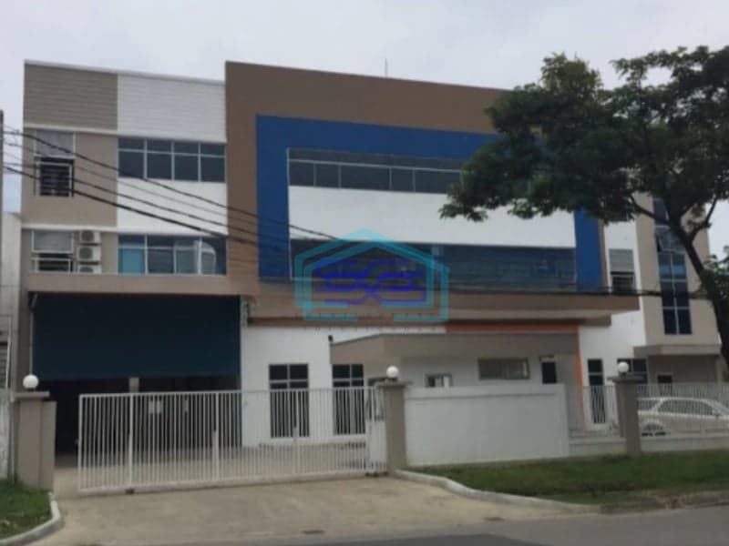 Disewakan Cepat Gudang Industri Delta Silicon Lippo Cikarang Jawa Barat Luas Bangunan  1810 m²