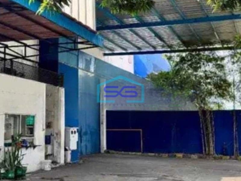 Dijual Gudang Ada Loading Dock Luas Tanah  2760 m² Lokasi di Bekasi