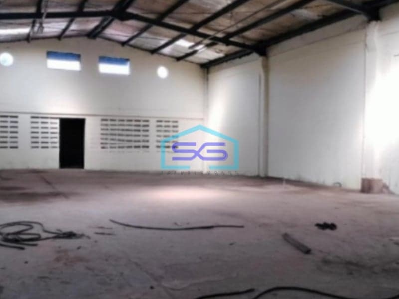 Dijual Gudang Luas Tanah 900 m² Lokasi di Jababeka Bekasi