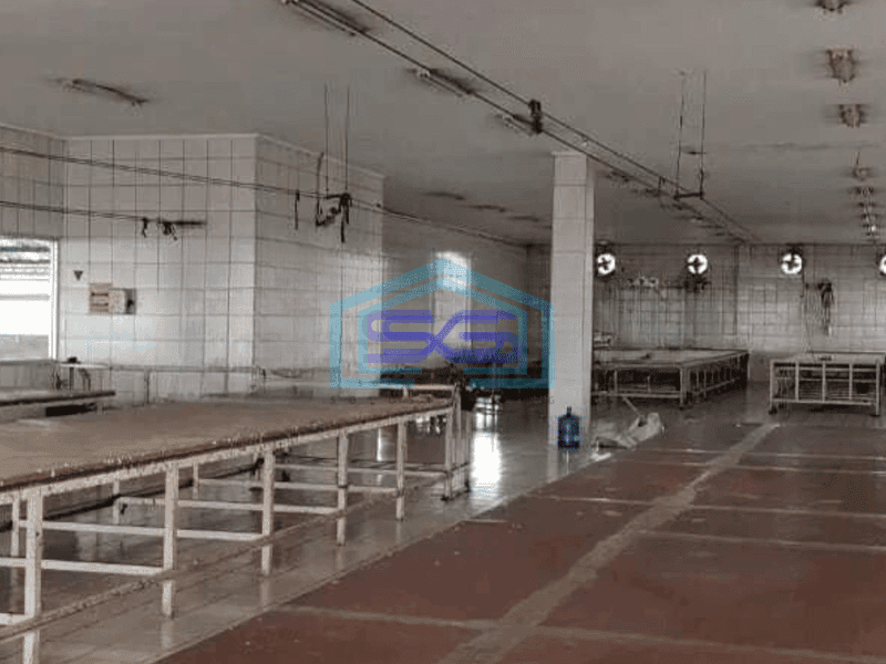 Dijual Gudang Kapuk Kamal, Masuk Kontainer