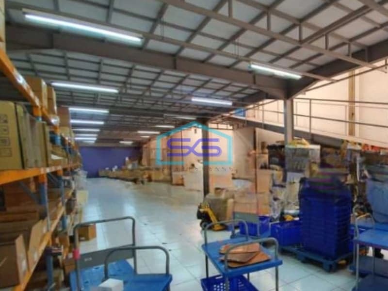 Dijual Gudang Luas Bangunan 900 m² di Kopo Bandung