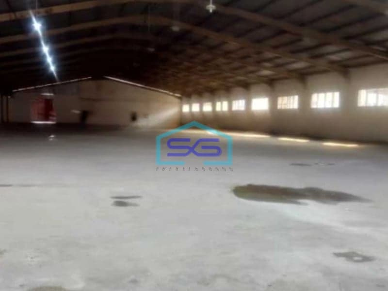 Disewakan Gudang Akses Container 40 Feet Luas Bangunan 2412 m² Lokasi Kramat Jati Jakarta Timur