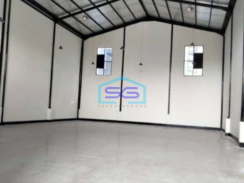 Disewakan Gudang Bersih dan Baru Bizpark Kopo Bandung Siap Huni Luas Bangunan 450m2