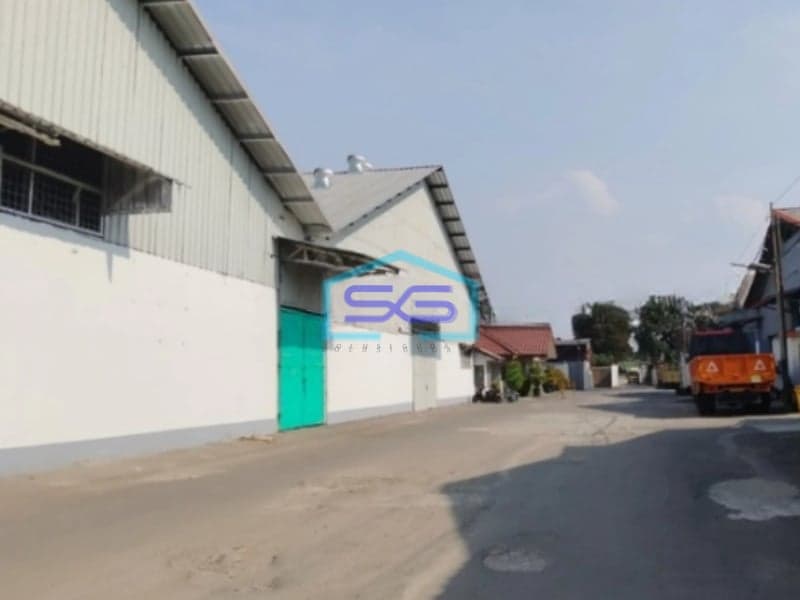 Disewakan Gudang di Komplek Gudang Strategis di Pulo Gadung Jakarta Timur Luas 1200m2