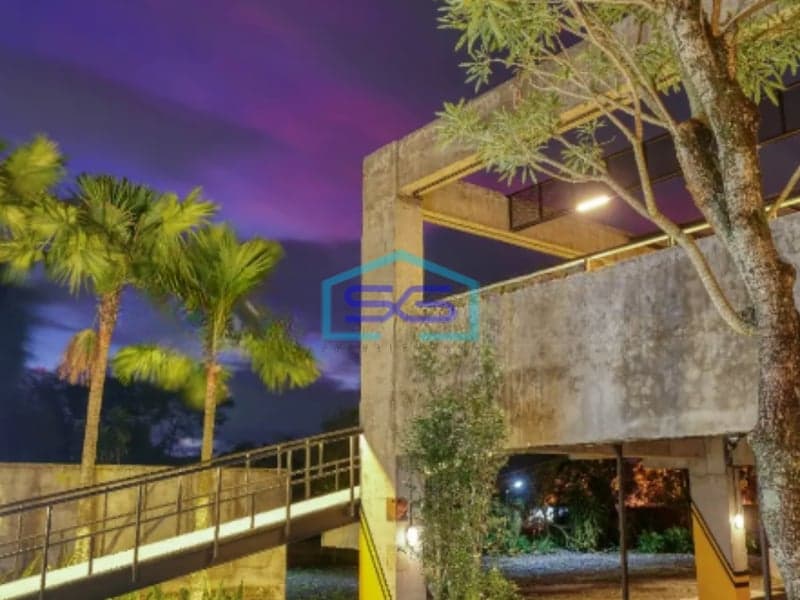 Dijual Ruang Usaha Komersil Cocok Untuk Resto Atau Kantor Sleman Luas Bangunan 968 m²