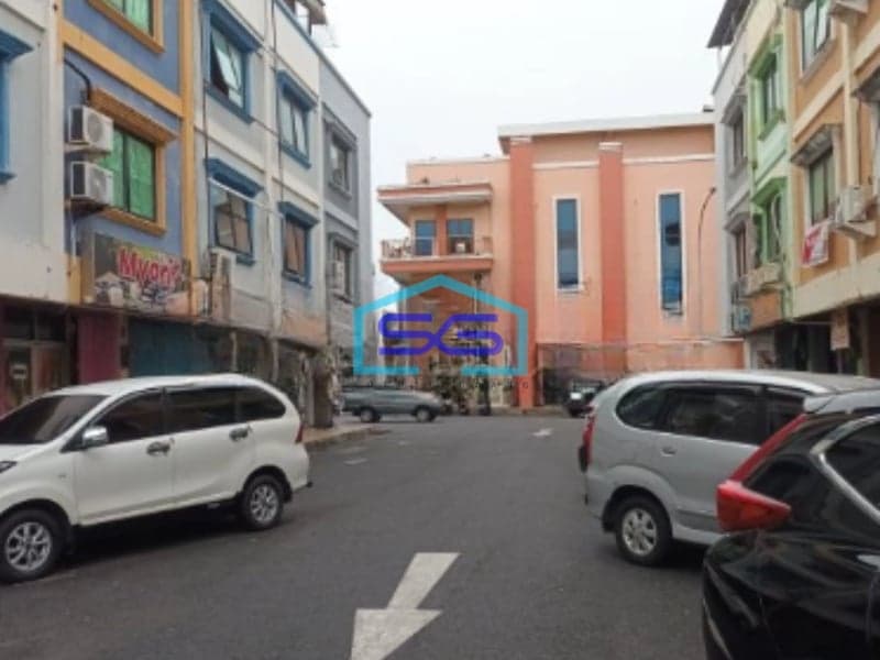 Disewakan Ruko Mega Smart Hadap Boulevard Pas Buat Kantor Ekspedisi Cargo Sario, Manado Luas Bangunan 140 m²