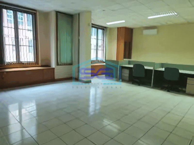 Disewakan Ruko gandeng siap pakai di Pluit Jakarta Utara