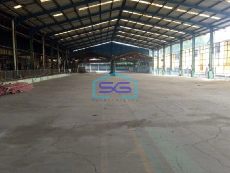 Dijual Gudang Akses Mudah Jalan Raya Bogor Cibinong Luas Tanah 90000m2