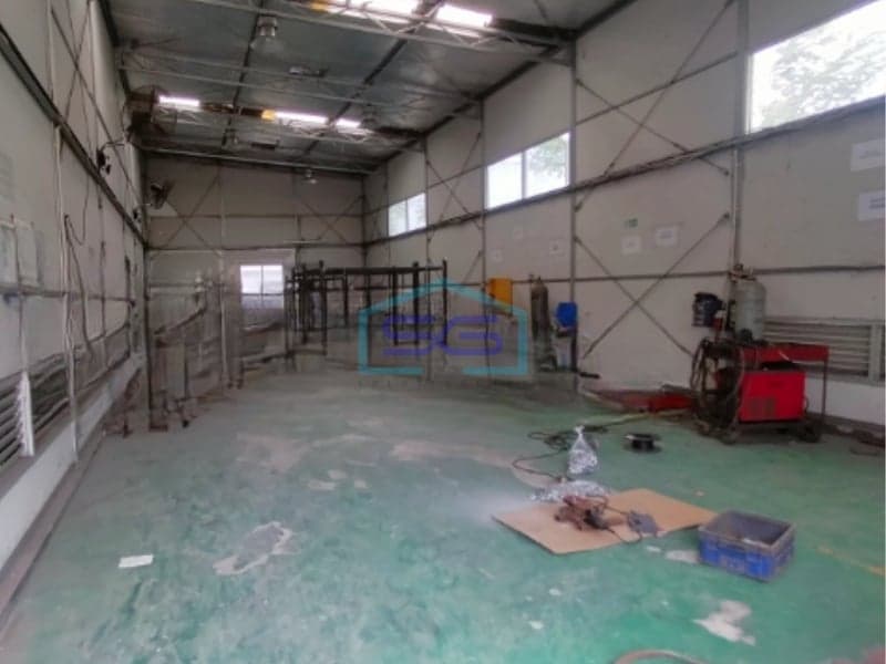 Dijual Pabrik Luas Bangunan 900 m² Lokasi Bebas Banjir di Cikarang