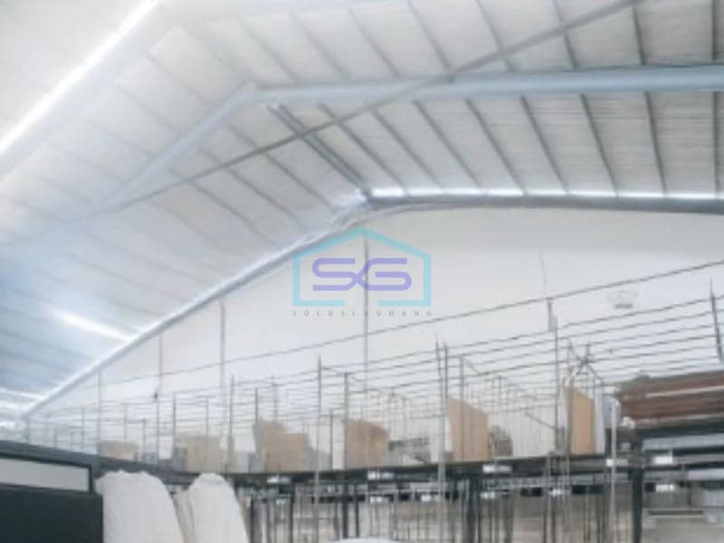 Disewakan Gudang Lokasi Strategis Luas Bangunan 1300 m² di Bekasi Jawa Barat