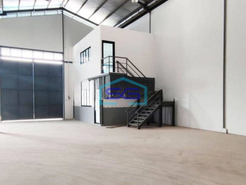 Dijual Gudang Ada Kantor di Dadap Tangerang Anti Banjir Kawasan Pergudangan LT 440m2