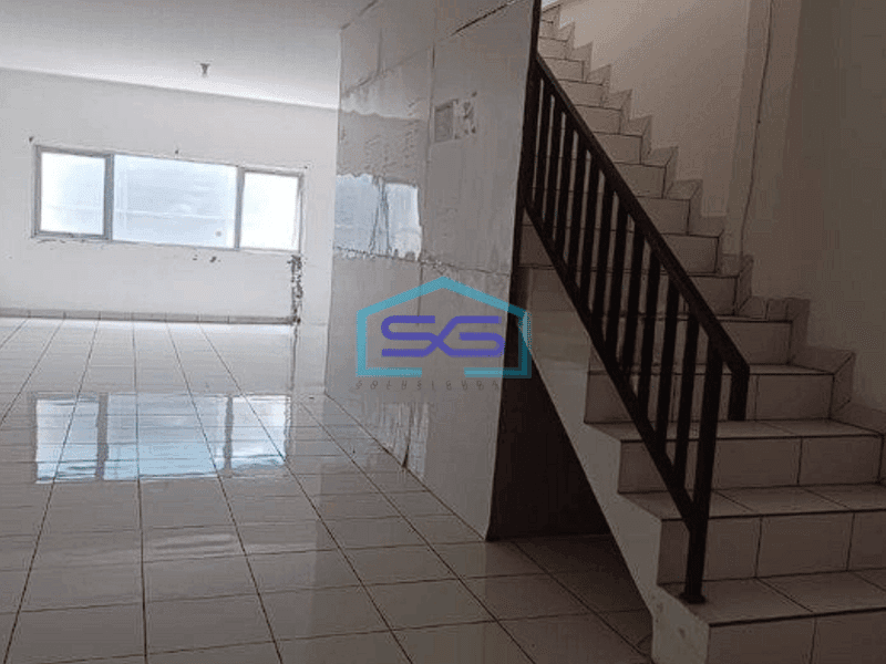 Disewakan Ruko di Uwung Jaya Cibodas Tangerang LB 135m2