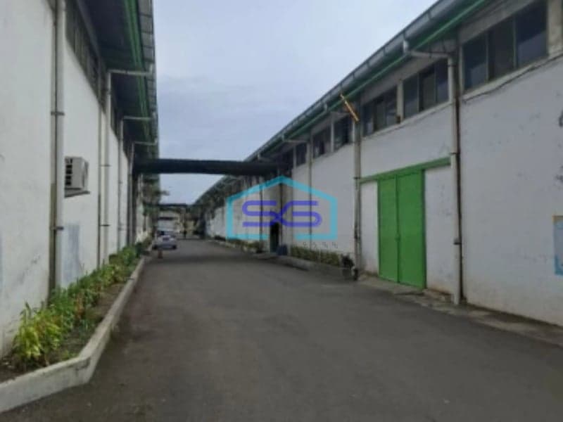 Disewakan Gudang Bagus di Mainroad Ujungberung Bandung Luas 630m2