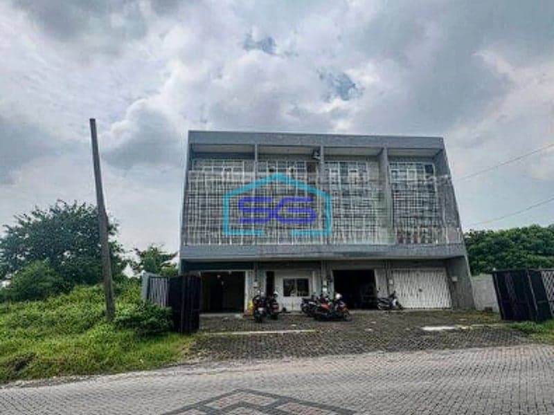 Disewakan Ruko 3 Lantai Dian Istana Surabaya LB 250m2