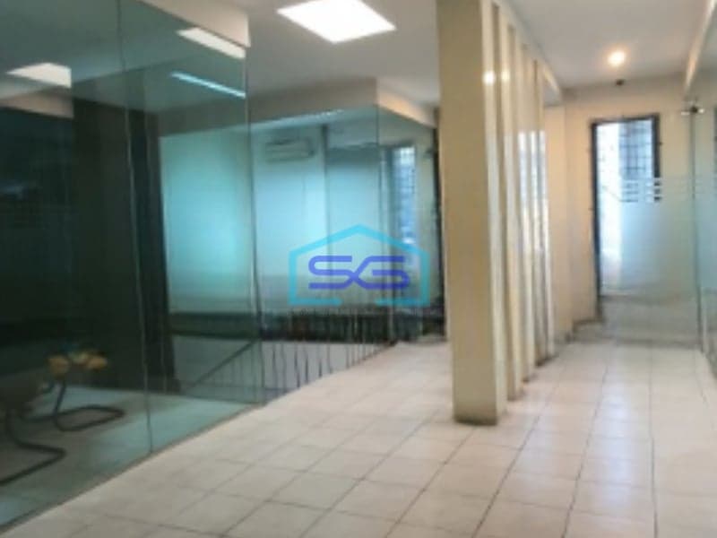 Dijual Ruko Luas Tanah  300 m² Lokasi di Pluit Jakarta Utara