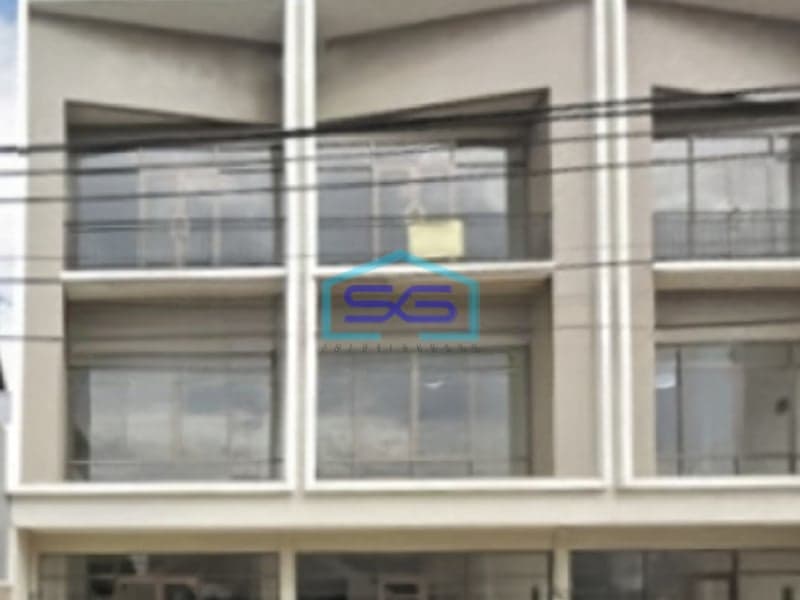 Dijual Ruko 3 Lantai Luas Bangunan 900 m2 Lokasi Bebas Banjir di Jakarta Timur