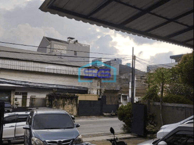 Disewakan Ruko Tomang Strategis Jakarta Barat Luas Bangunan 200m2