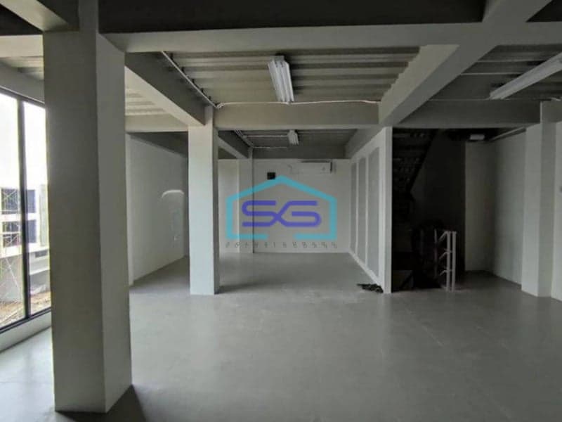 Dijual Gudang + Kantor di Jakarta Barat Lokasi Strategis Bebas Banjir Siap Huni LB 528m2