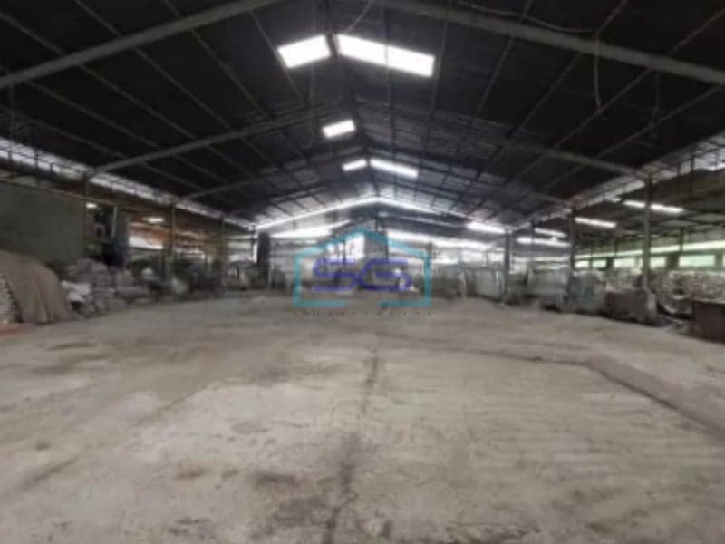 Dijual Gudang Strategis Luas Tanah 1880 m² Lokasi di Parung Panjang Bogor