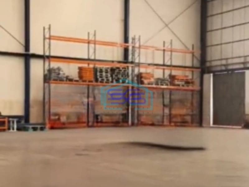 Disewakan Cepat Gudang Industri Delta Silicon Lippo Cikarang Jawa Barat Luas Bangunan  1810 m²