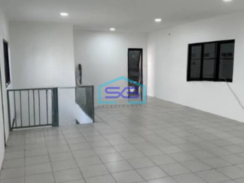 Disewakan Gudang Luas Bangunan  804 m² Lokasi Strategis di Periuk Tangerang