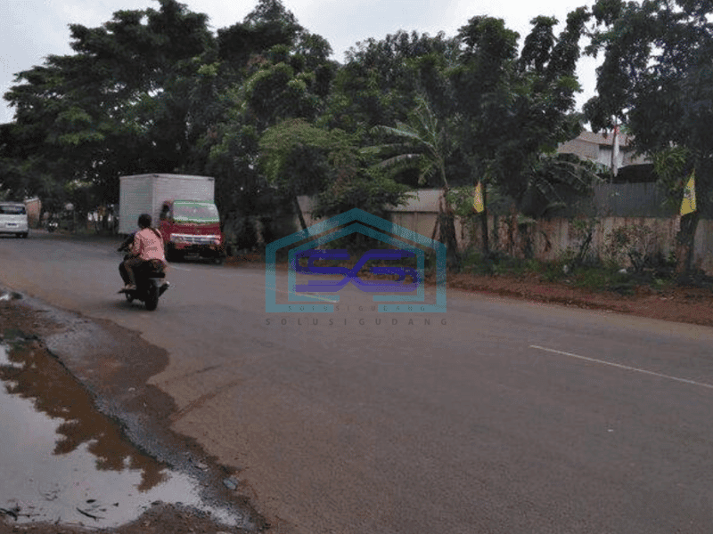 Dijual Gudang Strategis Jalan Raya Kontainer 40 Feet di Narogong, Bekasi