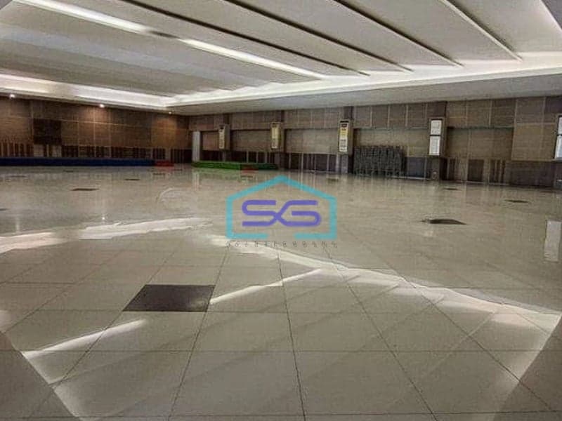 Disewakan Ruang Usaha Lokasi Strategis Parkir Luas Jln. Kopo Pusat Kota Bandung LT 2000m2