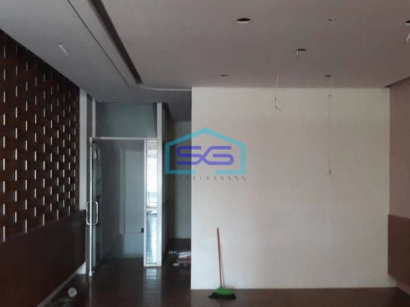 Disewakan Ruko Strategis Di Condongcatur Dekat Pusat Kota Yogyakarta LB 300m2