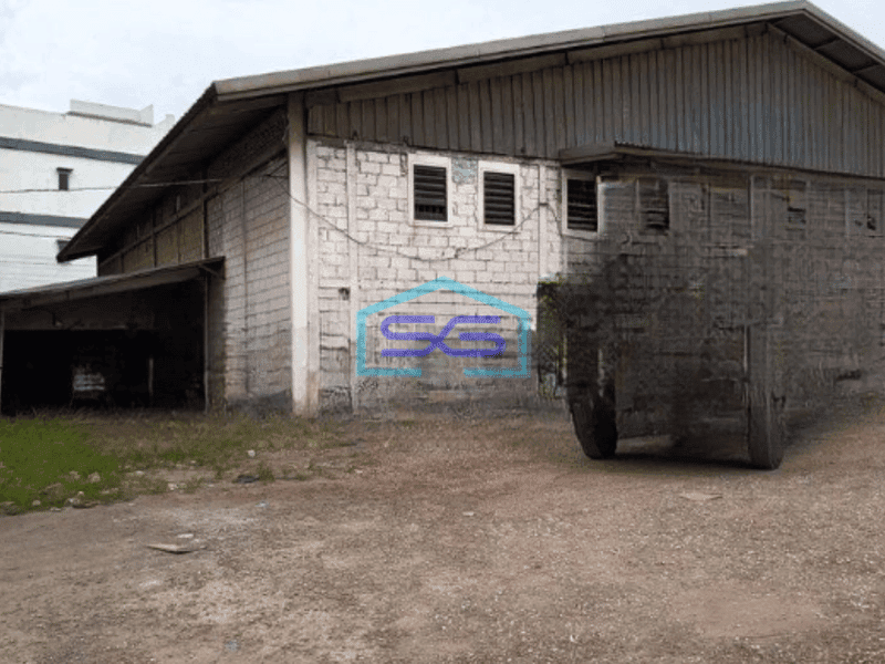 Disewakan Gudang Luas Bangunan 2100 m² Akses Container 40 Feet di Jurumudi Tangerang
