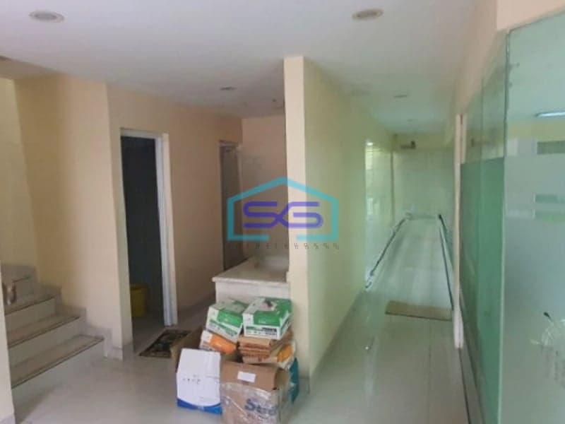 Disewakan Gudang Akses Container 40 Feet Luas Tanah  440 m² Lokasi di Jakarta Utara