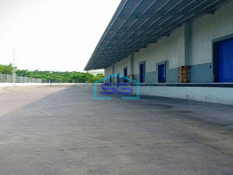 Disewakan Gudang Luas Bangunan 6432m2 Ada Dock Leveler di Kawasan Industri Delta Silicon 5 lippo Cikarang