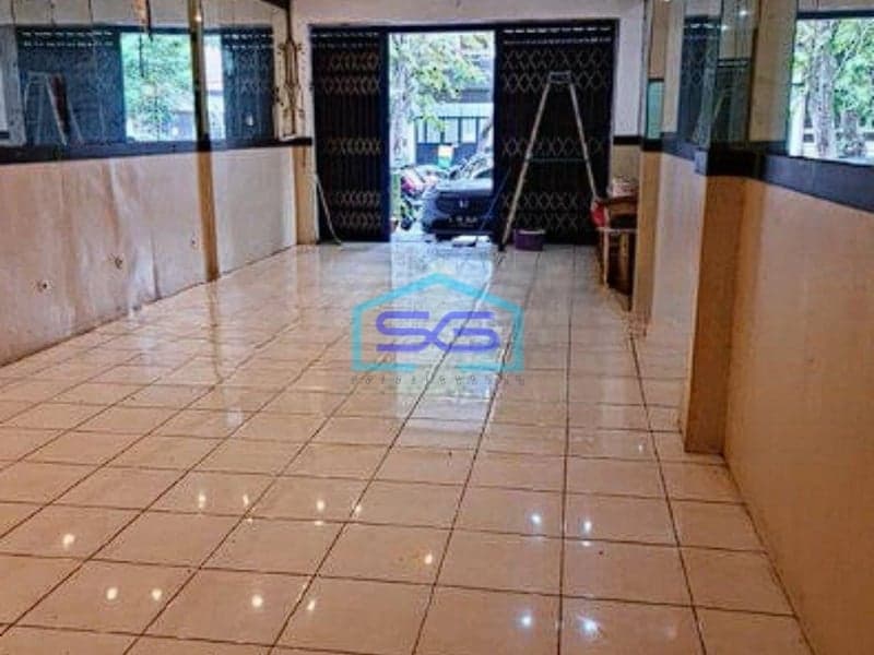 Disewakan Ruko 3 Lantai di Surabaya Sangat Cocok Untuk Kantor LB 283m2
