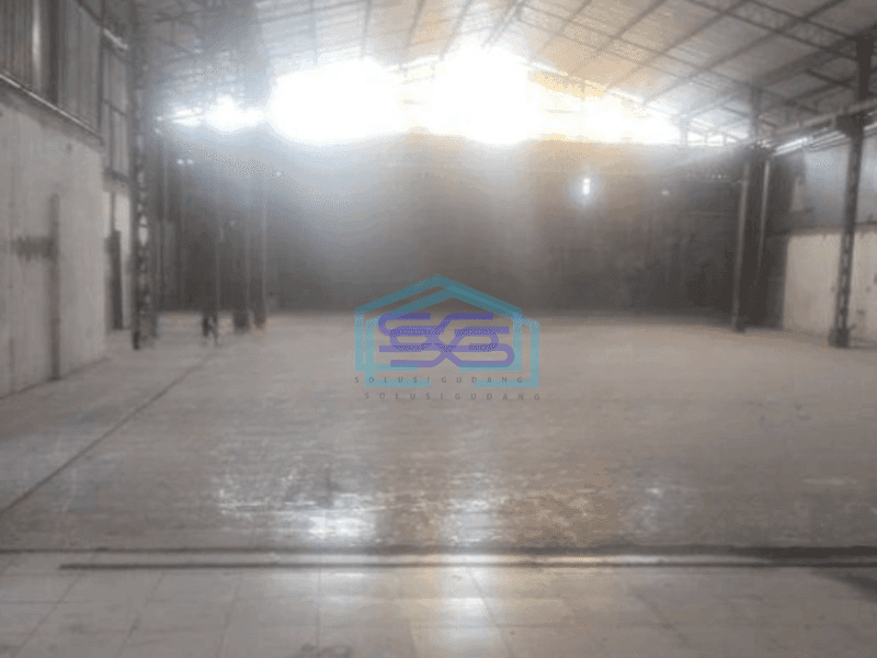 Disewakan Gudang Lokasi Strategis di Jembatan Dua Luas Tanah 920 m²