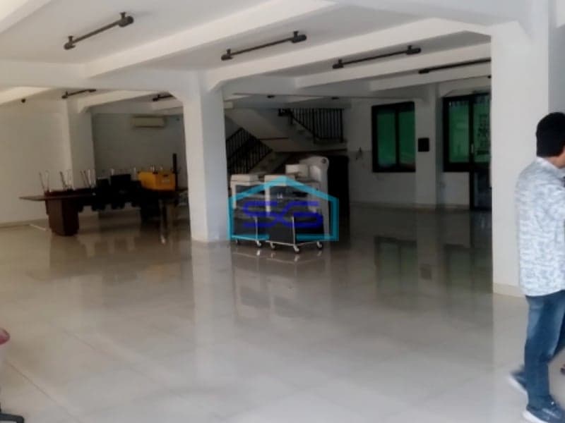 Dijual Gudang Kawasan Industri Delta Silicon Cikarang Bekasi Luas Tanah 1925m2