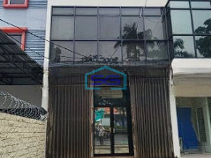 Disewakan Ruko 4 Lantai Di Cideng Timur Jakarta Pusat LB 340m2 Lokasi Strategis