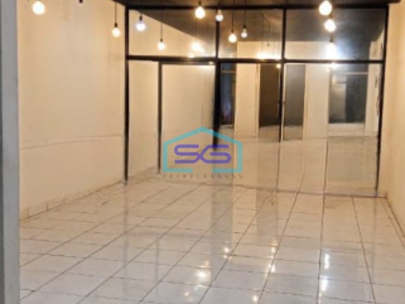 Disewakan Ruko Luas Bangunan  243 m² Lokasi Tebet Jakarta Selatan