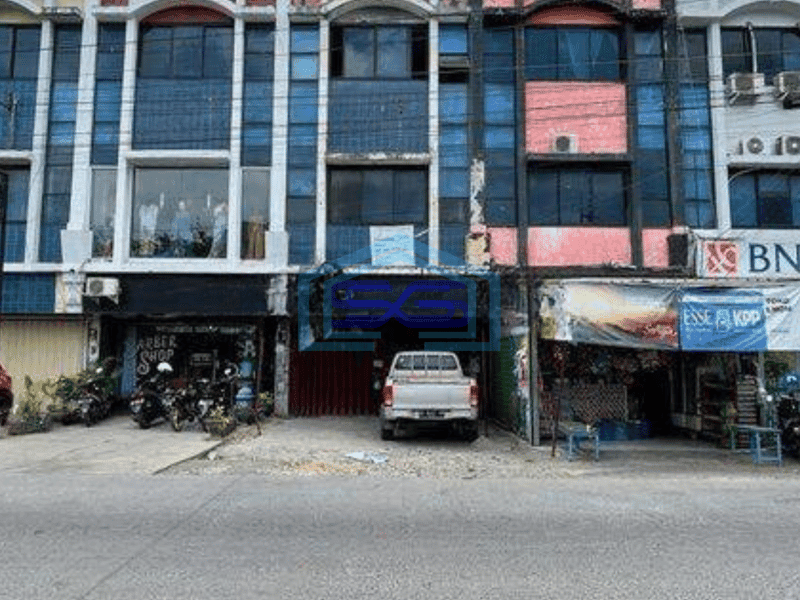 Disewakan Ruko 3lt di Jln Seruni Kota Makassar