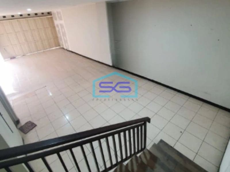 Disewakan Ruko 2,5 Lantai Kurdi Regency Astanaanyar Bandung Luas Bangunan 240 m²