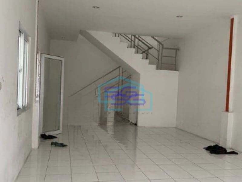 Disewakan Gudang Akses Container 40 Feet di Pegadungan Jakarta Barat