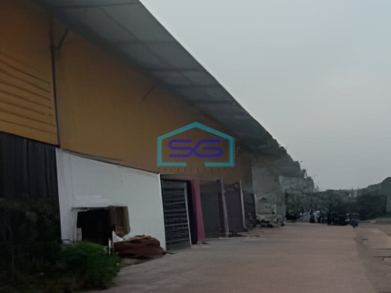 Disewakan Gudang Ada Kantor Luas Tanah 300 m² Lokasi Kelapa Gading Jakarta Utara