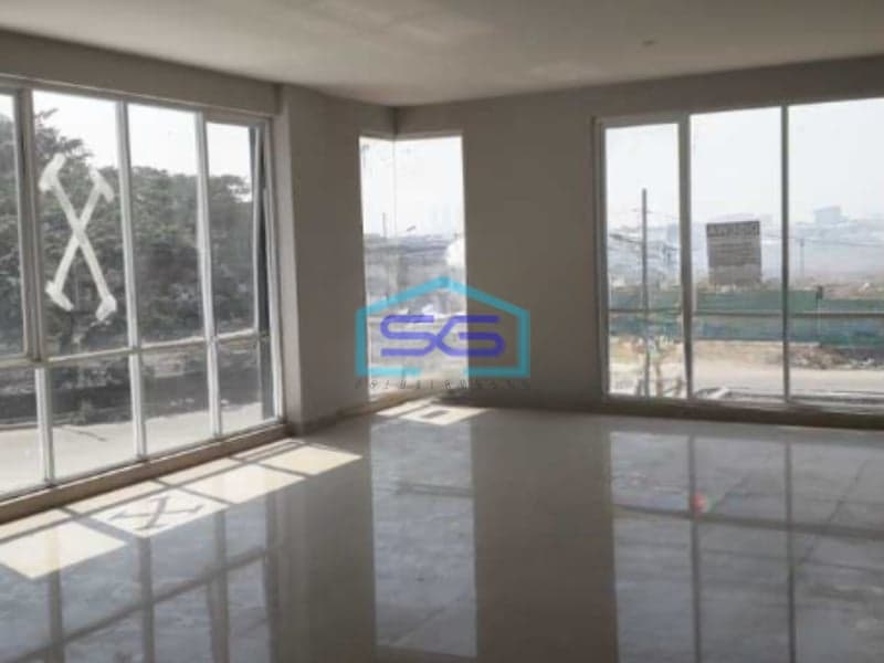 Dijual Ruko Luas Bangunan 232 m² Lokasi Bebas Banjir dan Siap Huni di Kapuk Jakarta Utara