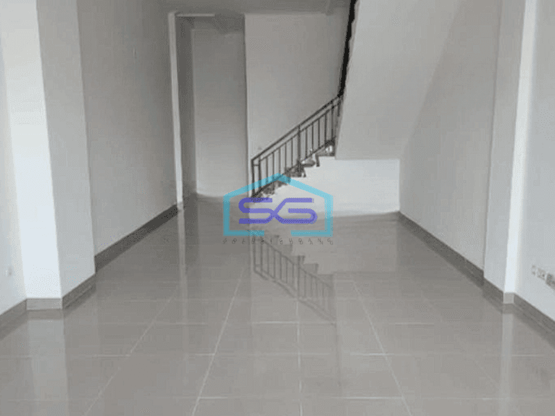 Disewakan Termurah Ruko La Riviera Jakarta Utara 3 Lantai LB 203m2