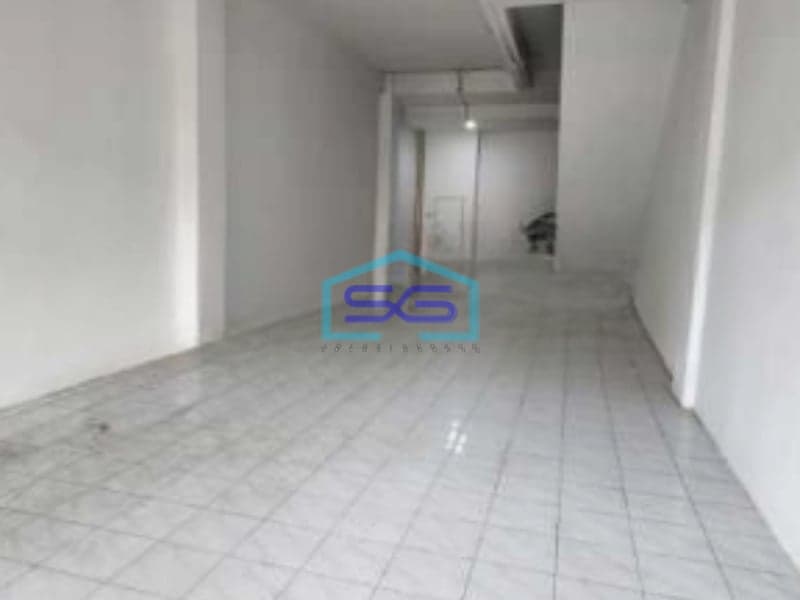 Dijual Ruko Luas Bangunan 223 m² Lokasi Bebas Banjir di Surabaya