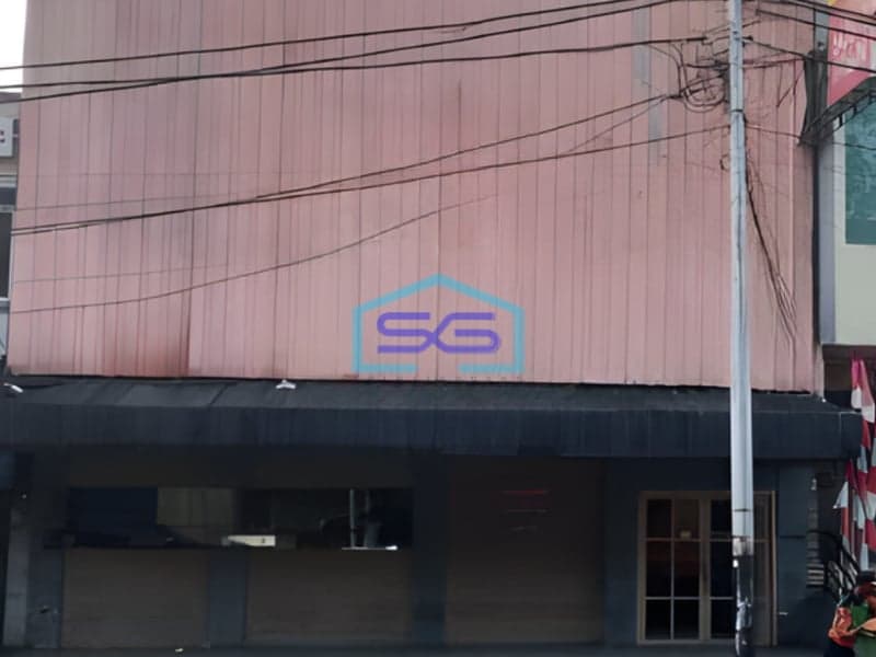 Disewakan Ruko Gandeng Strategis di Kelapa Gading Jakarta Utara LB 306m2