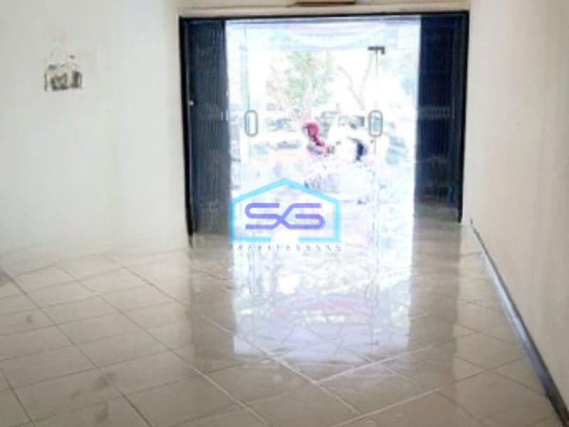 Disewakan Ruko 2 Lantai Luas bangunan  168 m² Lokasi Malang