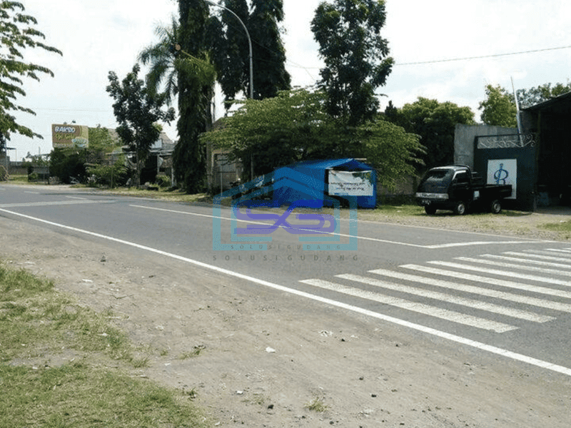 Dijual Gudang Murah di Bantul Pinggir Jalan Aspal Lokasi Sangat Strategis