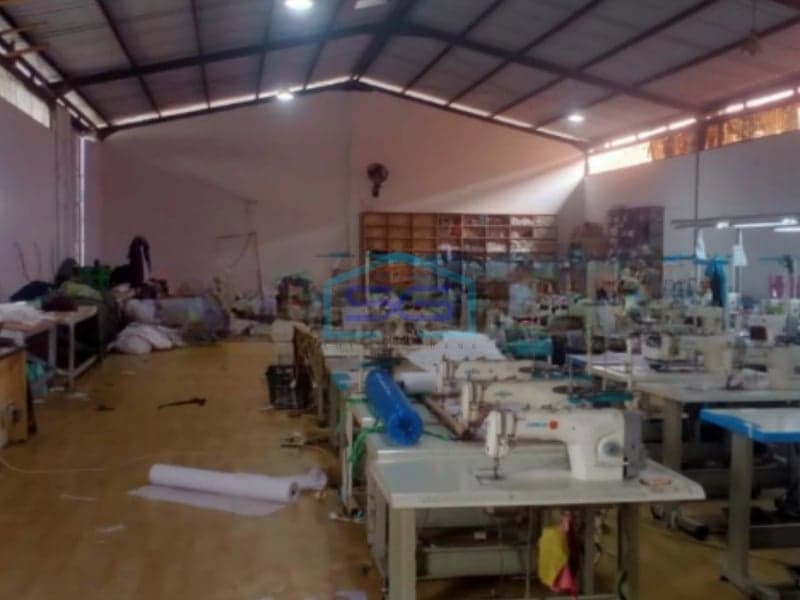 Di jual gudang garmen di cigondewah hilir Cigondewah, Bandung Luas Bangunan  1026 m²