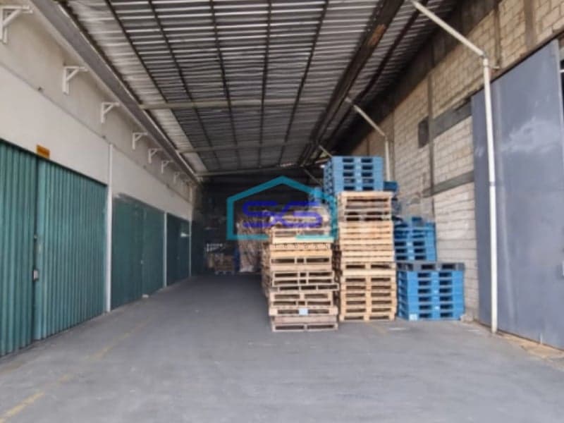 Dijual Gudang Akses Container Jalan Raya Narogong Bekasi Luas Tanah 4200m2