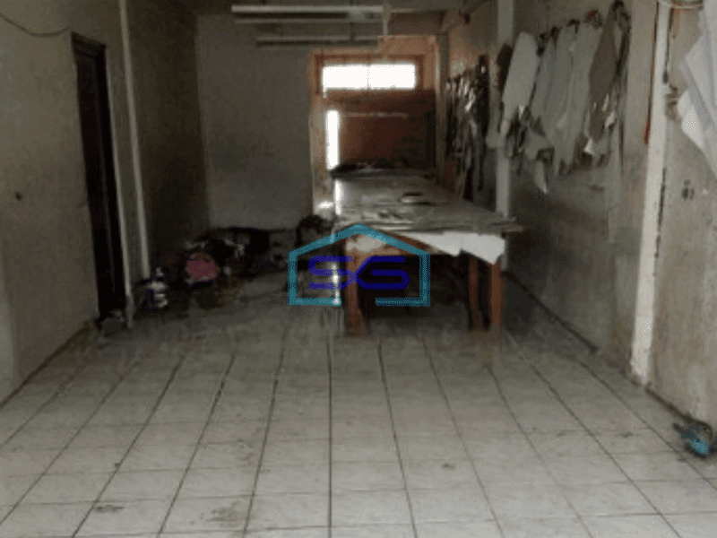 Dijual Ruko Lokasi Strategis Luas Bangunan 204 m² di Jembatan Lima Jakarta Barat